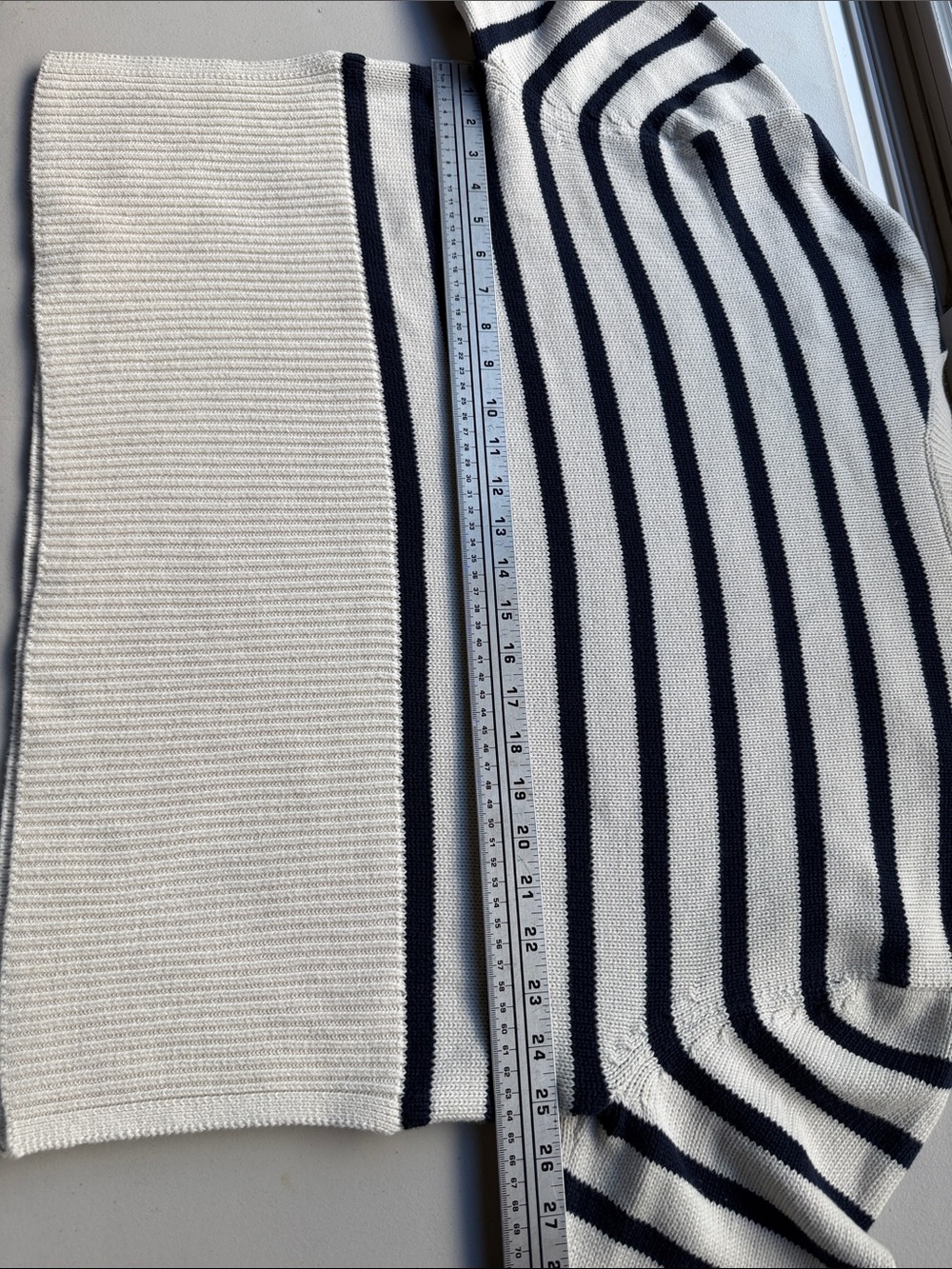 GAP Striped Cotton Turtleneck Sweater Split Hem Ivory Navy Size M - Picture 10 of 11